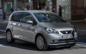 SEAT MII Autositzbezüge  Maßgeschneidert von Designbezüge.de