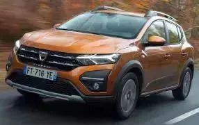 Sandero III / Sandero Stepway III - Limitierte Auflage Sitzbezüge Leder und  Textil - maßgeschneidert für Sandero