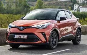 Auto Sitzbezüge für Toyota Yaris in Sonnengelb Komplett