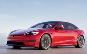 TESLA MODEL S Autoplane - Gratislieferung