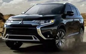 OUTLANDER PLUG-IN 5-Sitzer