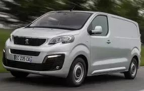 EXPERT verlängerte Kabine mit 5 Sitzen