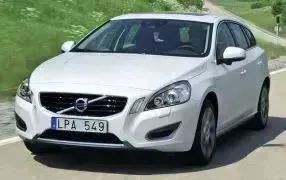 Volvo V60 (2010 - 2018) komplette Kofferraumwanne; NP 192,30 € ! in  Niedersachsen - Nienburg (Weser)