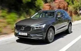 ELMASLINE Auto-Fußmatten Gummi (4 St), für VOLVO XC-60 2. Gen