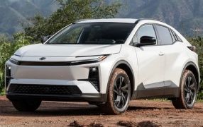 C-HR +
