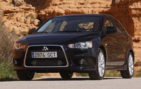 MITSUBISHI LANCER Fußmatten - Gratis Versand