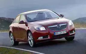 Opel Insignia Fußmatte (Fahrermatte) Original ab 10 EUR