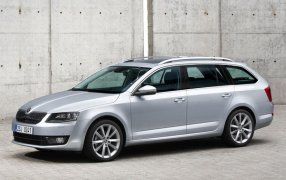 ▷ Sitzbezüge passend für Skoda Octavia ab 2012 in Grau 2er Set