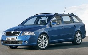 Sitzbezüge Schonbezüge für Skoda Octavia I Combi schwarz-grau V17