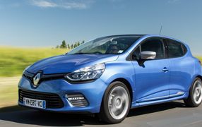 Sitzbezüge Schonbezüge Renault Clio IV Grandtour schwarz-rot V1 Vordersitze