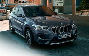 Sitzbezüge Schonbezüge für BMW X1(F48) schwarz-rot V24 Vordersitze